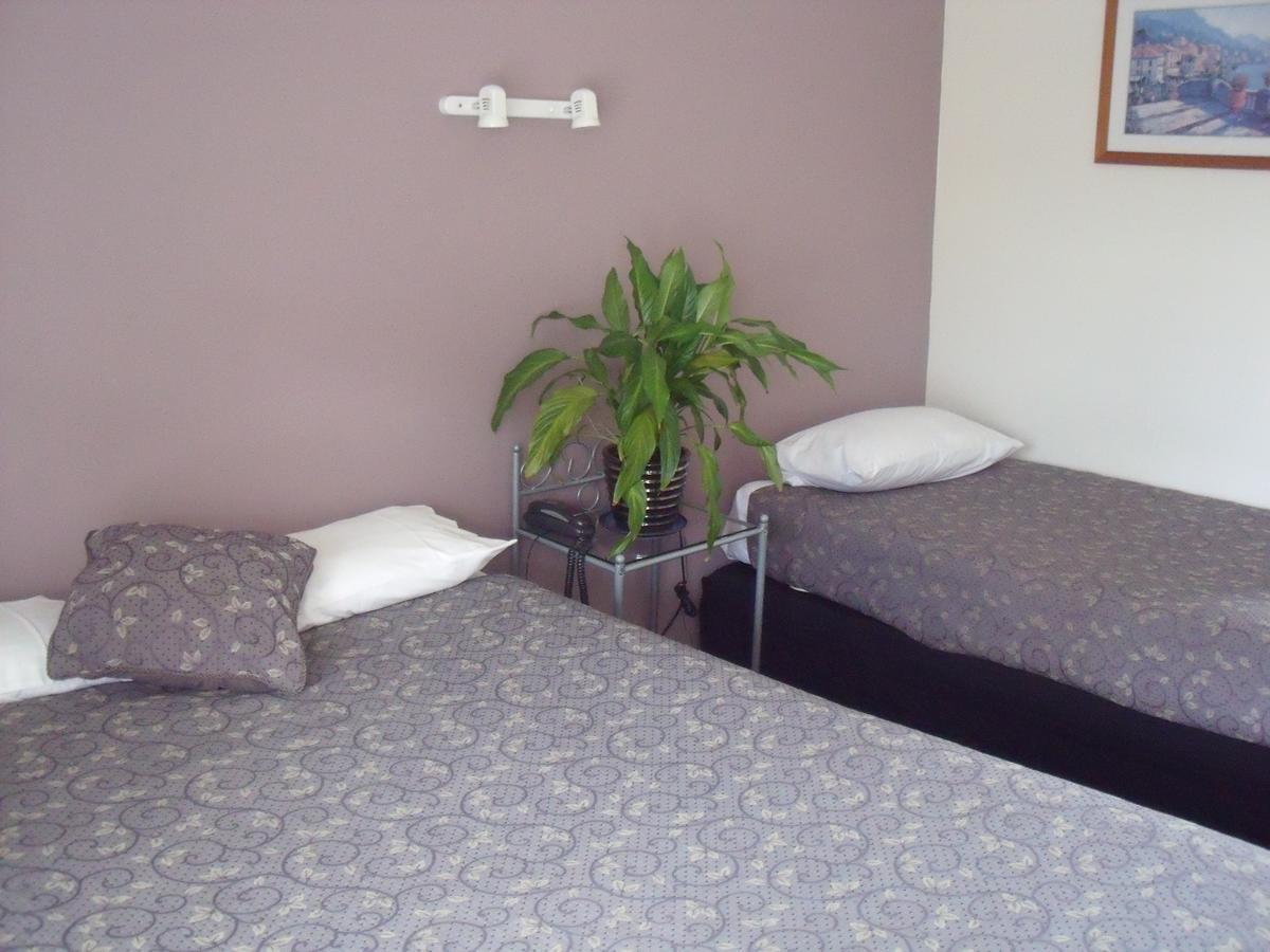 Anvil Court Motor Lodge Hastings Room photo